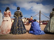 Foto 4 - Vestidos de gala para celebrar las tradicionales Vísperas Nupciales