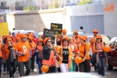 Foto 3 - Trabajadores de la Gerencia de Servicios Sociales recorren la ciudad para recuperar los cambios de...