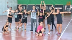 Foto 4 - Las alumnas de gimnasia rítmica reciben una ‘master class’ de funky