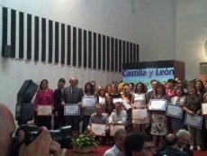 El CIFP Río Tormes recibe el premio a las Mejores Experiencias de Calidad de manos del presidente...