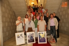 Foto 6 - La peña taurina 'La Muleta' de Arlés visita el Ayuntamiento