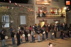 Foto 6 - El desfile de carrozas impregna de buen humor la segunda noche de ‘Las Madrinas’