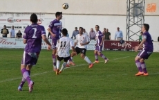 Foto 5 - El Ciudad Rodrigo se lleva en el 87’ el derby frente al Peñaranda (2-1)