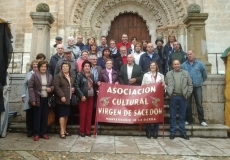 Foto 5 - La Asociación Cultural ‘Virgen de Sacedón’ celebra la vendimia con una excursión a Toro