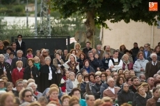 Foto 4 - Multitudinaria eucaristía para abrir el Año Jubilar Teresiano