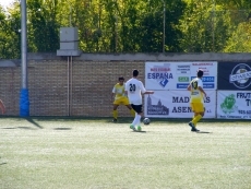 Foto 6 - El Capuchinos debuta con derrota ante el Ciudad Rodrigo