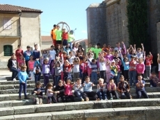 Foto 6 - Más de 70 niños participan en el encuentro comarcal ‘Abraza tu pueblo’