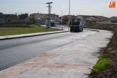 Foto 3 - Arranca el asfaltado del acceso a los Campos de Toñete