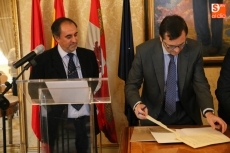 Foto 6 - El Ayuntamiento firma un convenio con el que fomenta el empleo a personas desfavorecidas