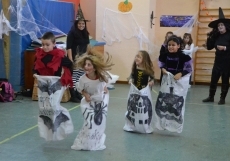 Foto 3 - Mañana de mucho miedo en el Colegio Miróbriga para festejar Halloween