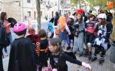 Foto 3 - La Escuela de Patinaje celebra Halloween con una ruta callejera