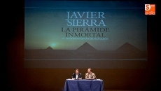 Javier Sierra presenta su &uacute;ltima novela &lsquo;La pir&aacute;mide inmortal&rsquo;