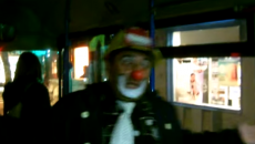 Perfomance realizado por CGT en solidaridad con una conductora despedida