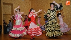 Actuación de sevillanas de la mano del grupo Aires del Sur