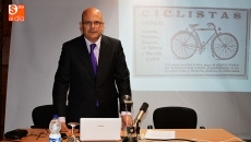 Conferencia sobre la imagen del comercio del siglo XX a través de la prensa