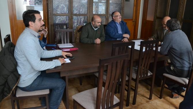 Reunión de la Mesa de Contratación del Ayuntamiento | Foto @kisanghani