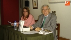 Foto 4 - Agustín García presenta su segundo libro con algunos relatos ambientados en el entorno de Béjar