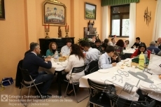 Foto 3 - La gran familia de San Jerónimo se reúne en confraternidad 