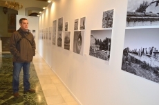 Foto 3 - Éxito de la muestra ‘Corrales de muertos’ de Pablo de la Peña