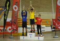 Foto 3 - Dos integrantes de la Escuela de Patinaje suben al podio en la Copa de España