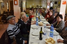 Foto 4 - El Centro de Mayores celebra una comida de convivencia