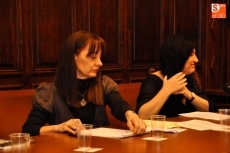 Foto 5 - Encuentro en el Aula Unamuno con la poeta rumana Ana Blandiana 