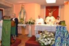 Foto 4 - Masiva asistencia de fieles a la fiesta en honor de la Virgen de la Medalla Milagrosa