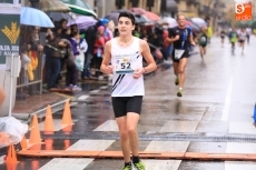 Foto 5 - Javier Alves y Pilar García superan a la lluvia y vencen en la Carrera Pedestre