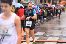 Foto 4 - Javier Alves y Pilar García superan a la lluvia y vencen en la Carrera Pedestre