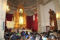 Foto 6 - El Colegio Calasanz despide sus fiestas con una multitudinaria Eucaristía