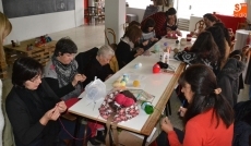 El CSA Aldea se abre a la cultura japonesa de la mano de un taller de &lsquo;amigurumis&rsquo;