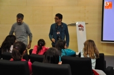 Foto 5 - Un taller con los alumnos de Primaria del Campo Charro abre la 'Semana de la Ciencia'