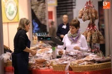 Foto 5 - Productos autóctonos de calidad, musica tradicional y talleres en la segunda jornada de la Feria...