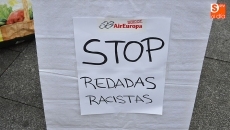 Foto 4 - Diferentes colectivos denuncian las deportaciones colectivas de inmigrantes