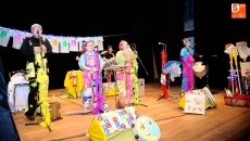 Foto 6 - El grupo Armadanzas logra la diversión en el concierto benéfico para los niños de Cáritas