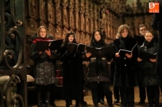 Foto 5 - El órgano acompaña a la colección de himnos gregorianos en la Catedral Nueva