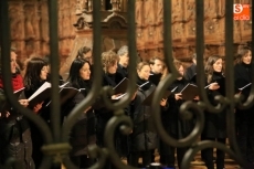 Foto 3 - El órgano acompaña a la colección de himnos gregorianos en la Catedral Nueva