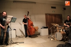 Foto 5 - El trío de jazz 3SIDES, en la Casa de las Conchas dentro de 'Dead at Home'