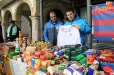 Foto 5 - Las peñas deportivas albenses recogen 1.200 kilos solidarios 