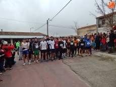 Foto 4 - Más de 350 participantes se dan cita en la San Silvestre Ribera de Cañedo