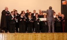 Foto 3 - Bonito concierto de villancicos ofrecido por el Coro Popular de la villa