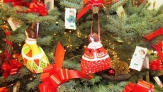 El Corte Inglés presenta el árbol de Navidad más ecológico e integrador