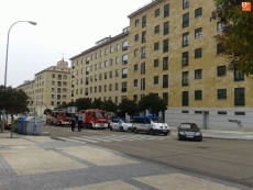 Desalojadas varias viviendas en la calle Valles Mineros por el incendio de una cocina