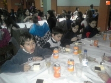 Los integrantes del Club Promesas de Villoria se reúnen para celebrar la Navidad