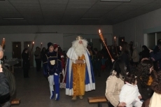 Foto 4 - Los Reyes Magos no quisieron dejar sin regalos a los niños de Encinas de Abajo