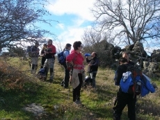 Foto 3 - El CD de Montaña y Senderismo El Teso realiza su primera ruta del año en el Valle del Jerte