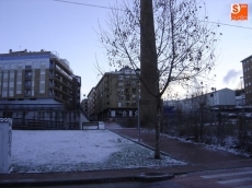 Foto 5 - El primer temporal de nieve del invierno alcanza las calles de la ciudad