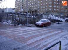 Foto 4 - El primer temporal de nieve del invierno alcanza las calles de la ciudad