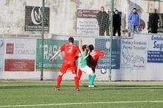 Foto 3 - El Guijuelo entra en una ‘minicrisis’ con su segunda derrota consecutiva (0-1)