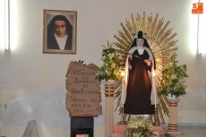 Foto 4 - Sor Fátima del Inmaculado Corazón hace su profesión religiosa simple en las Carmelitas